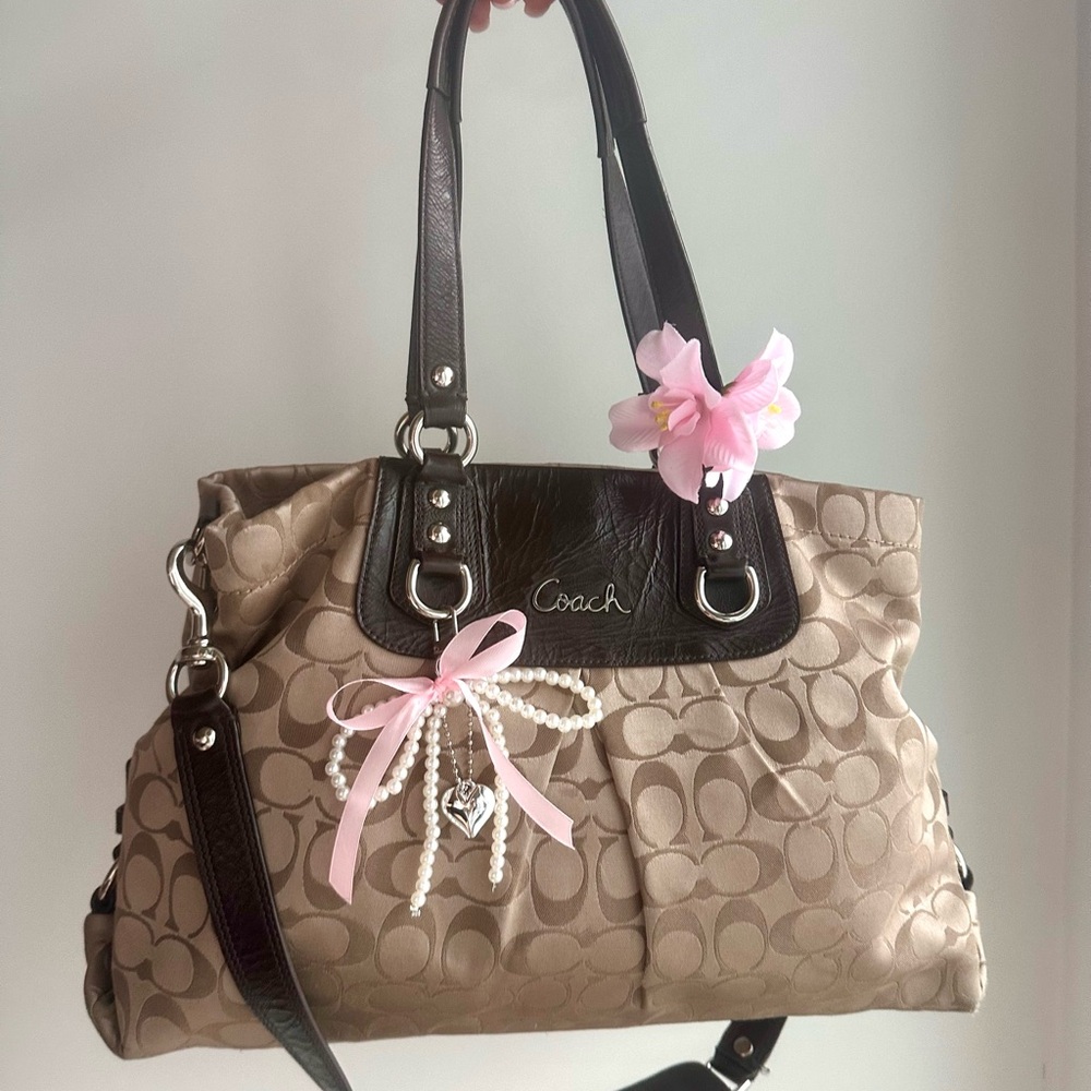 Vintage Coach Canvas Ashley tote bag in brown - Picture 11 of 11
